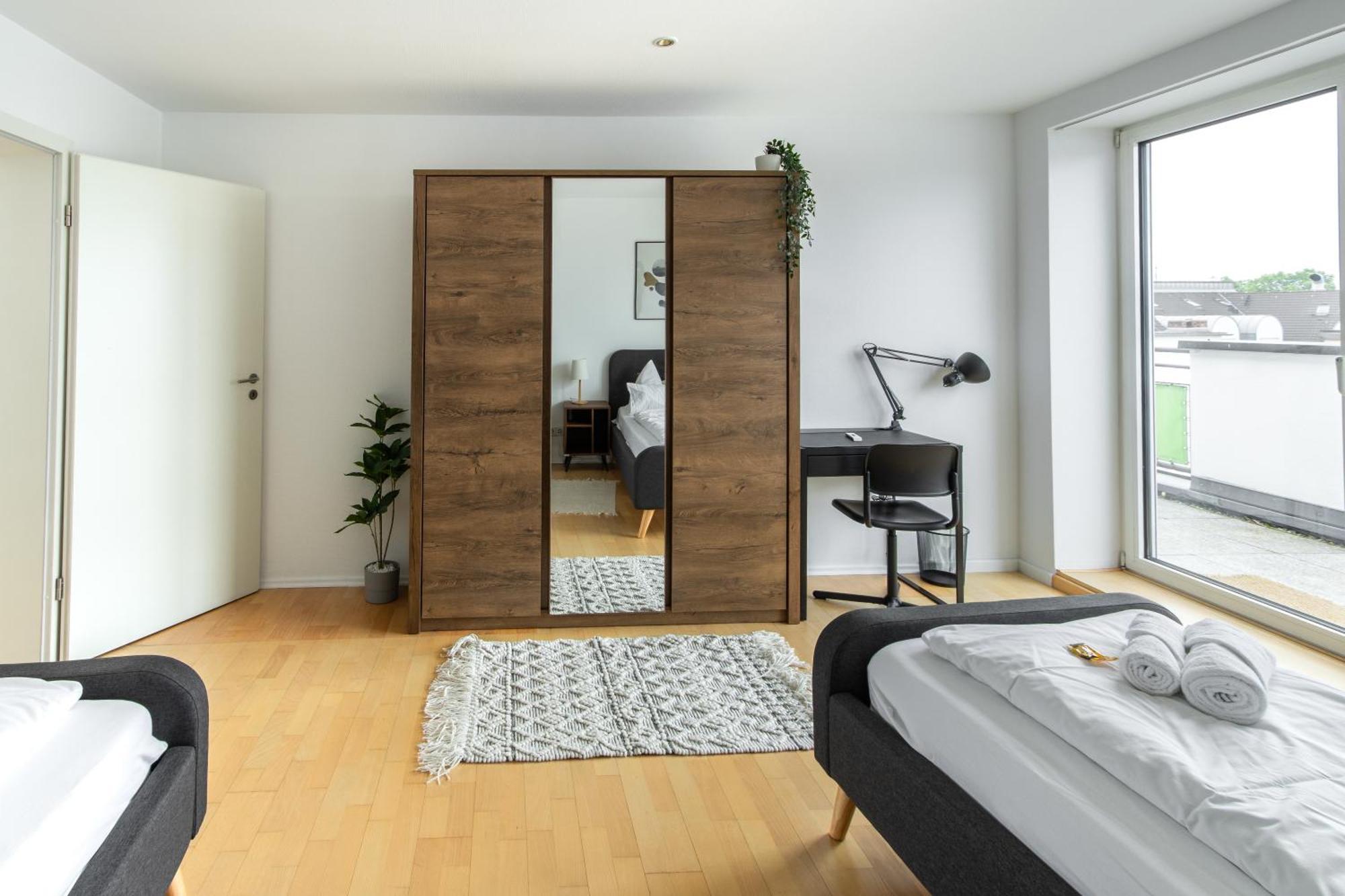 Penthouse-Maisonette - City Center, Highspeed Internet, Garage ヴォルムス エクステリア 写真
